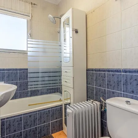 3 Bedroom Lovely In Vakantiehuis *